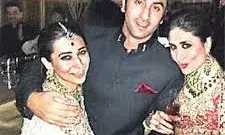 वो तीन आदमी, जिनको इंडस्ट्री के बारे में सब पता होता है…करिश्मा कपूर ने खोली रणबीर कपूर और करीना की पोल वो तीन आदमी, जिनको इंडस्ट्री के बारे में सब पता होता है…करिश्मा कपूर ने खोली रणबीर कपूर और करीना की पोल