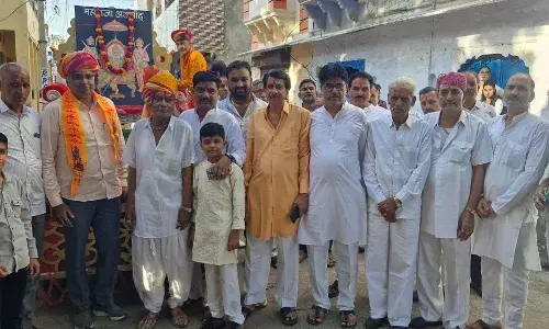 अजमीढ़ जयंती पर स्वर्णकार समाज ने निकाली शोभायात्रा