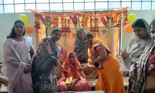 बनेड़ा माहेश्वरी महिला मंडल द्वारा हमारे बुजुर्ग हमारी संपत्ति कार्यक्रम के तहत किया सम्मान