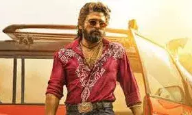 पुष्प 2: सिर्फ 50 दिन बाद सिनेमाघरों में होगी पुष्पा की एंट्री, फिल्म से जुड़ी ये बड़ी अपडेट्स आई सामने पुष्प 2: सिर्फ 50 दिन बाद सिनेमाघरों में होगी पुष्पा की एंट्री, फिल्म से जुड़ी ये बड़ी अपडेट्स आई सामने