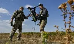 रूस-यूक्रेन युद्ध में कूदा तानाशाह किम जोंग, रूस की मदद के लिए भेज रहा उत्तर कोरियाई सैनिक रूस-यूक्रेन युद्ध में कूदा तानाशाह किम जोंग, रूस की मदद के लिए भेज रहा उत्तर कोरियाई सैनिक