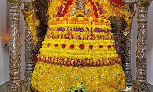 खाटू श्याम बाबा के आज के श्रृंगार दर्शन दिनांक 19-10-2024 खाटू श्याम बाबा के आज के श्रृंगार दर्शन दिनांक 19-10-2024