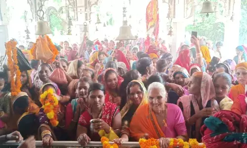 रायला के चौथ मातेश्वरी मंदिर पर करवा चौथ पर उमड़ा जन सैलाब