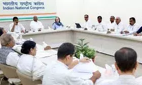 कांग्रेस की लिस्ट तैयार , तीन सीटिंग विधायकों के टिकट कटने की खबर, सीईसी की बैठक में लगी मुहर