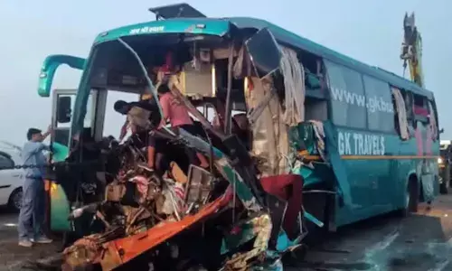 सत्संग में जा रहे 3 की मौत, 45 घायल