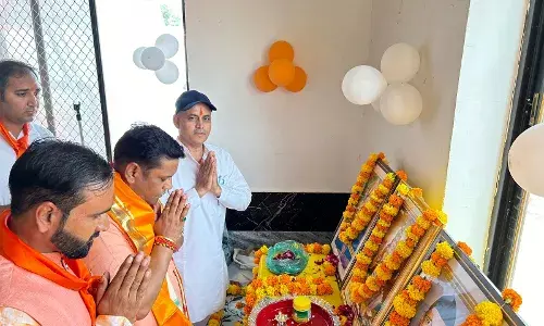 शिक्षक सामाजिक समरसता एवं पर्यावरण शुचिता के क्षेत्र में भी कार्य करें - घनश्याम शिक्षक सामाजिक समरसता एवं पर्यावरण शुचिता के क्षेत्र में भी कार्य करें - घनश्याम