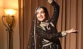 देश की पहली सिंगर गौहर जान को ट्रिब्यूट, होगा म्यूजिकल प्ले, ये सिंगर बनी चेहरा देश की पहली सिंगर गौहर जान को ट्रिब्यूट, होगा म्यूजिकल प्ले, ये सिंगर बनी चेहरा