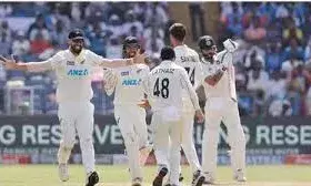 न्यूजीलैंड एंड भारत, दूसरा टेस्ट: न्यूजीलैंड ने 113 रनों से जीता पुणे टेस्ट, टीम इंडिया ने गंवाई सीरीज