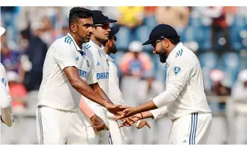 दीपावली पर टीम इंडिया ने किया निराश,भारत   3-0 से  टेस्ट सीरीज हारा, न्यूजीलैंड न 25 रन से जीता मैच