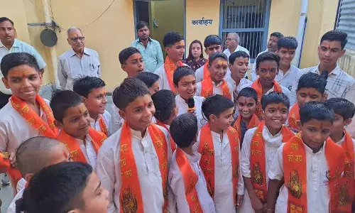 घाटारानी संस्कृत विद्यालय के बटुकों ने किया उपकारागार तथा पुलिस थाने का भ्रमण