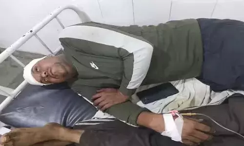बच्चों की बीच की कहासुनी में बड़ों ने चलाए लाठी-डंडे, दो पक्षों के झगड़े में 6 लोग घायल