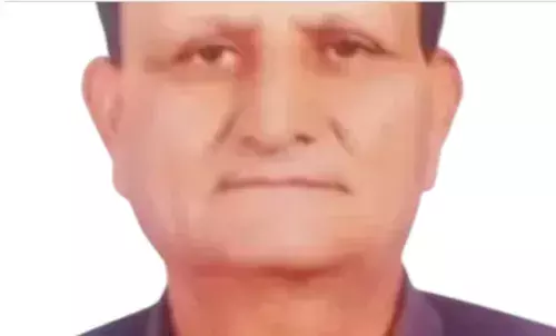 हाथ की रेखाओं में छिपे भविष्य को जानने में माहिर विक्रम सोनी हाथ की रेखाओं में छिपे भविष्य को जानने में माहिर विक्रम सोनी