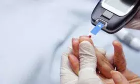 हड्डियों को भी नुकसान कर सकती है डायबिटीज की बीमारी, ऐसे करती है असर हड्डियों को भी नुकसान कर सकती है डायबिटीज की बीमारी, ऐसे करती है असर