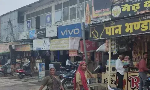 जहाजपुर में 7 दिन बाद खुले बाजार, जलझूलनी एकादशी पर दो पक्षों के बीच हुआ था तनाव