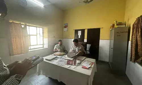 जिला कलक्टर शेखावत ने सीएचसी पंडेर का किया औचक निरीक्षण