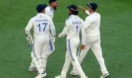 भारत ने कसा पर्थ टेस्ट पर शिकंजा, 534 रनों के लक्ष्य के जवाब में ऑस्ट्रेलिया का स्कोर- 161/6