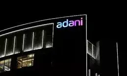 अदाणी समूह की ओर से आरोपों पर सफाई के बाद शेयर 10% तक चढ़े, समूह की कंपनियों में दिखी रिकवरी