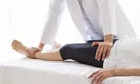 क्या है कायरोप्रैक्टिक थेरेपी? समझिए एलाइनमेंट के इलाज की शक्ति क्या है कायरोप्रैक्टिक थेरेपी? समझिए एलाइनमेंट के इलाज की शक्ति