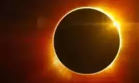 साल 2025 में कब-कब लगेगा चंद्र ग्रहण, क्या भारत में दिखाई देगा? जानिए तारीख और समय साल 2025 में कब-कब लगेगा चंद्र ग्रहण, क्या भारत में दिखाई देगा? जानिए तारीख और समय