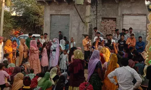 गेणोली में शोभा यात्रा में गूंजे बाबा रामदेव के जयकारे
