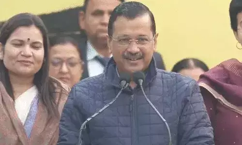 दिल्ली सरकार महिलाओं को हर महीने 1000 रुपए देगी : महिला सम्मान निधि योजना आज से ही लागू