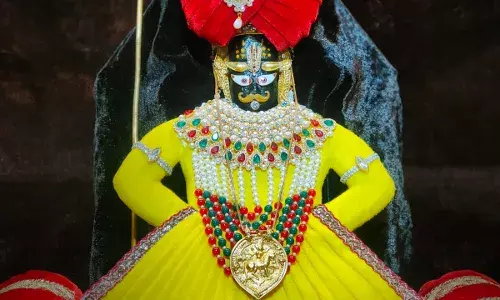 जय श्री कोटड़ी श्याम दरबार आज मंगला श्रृंगार आरती के दर्शन दिनांक 13-12-2024* जय श्री कोटड़ी श्याम दरबार आज मंगला श्रृंगार आरती के दर्शन दिनांक 13-12-2024*