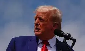 कुछ भी हो सकता है, ईरान-अमेरिका युद्ध की आशंकाओं पर ट्रंप का चौंकाने वाला बयान