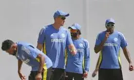 गेंदबाजों को 50-80 ओवर के बीच रन रोकने पर काम करना होगा: मोर्कल