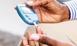 क्या आपकी भी गर्दन, चेहरे और अंडरआर्म में आ रहा है कालापन, ये डायबिटीज का संकेत क्या आपकी भी गर्दन, चेहरे और अंडरआर्म में आ रहा है कालापन, ये डायबिटीज का संकेत