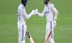 राहुल, जडेजा के अर्धशतक के बाद भारत ने बचाया फॉलोऑन, चौथे दिन स्टंप्स तक स्कोर- 252-9