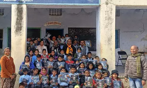 ठंड से बचाव के लिए भामाशाह ने वितरित की ऊनी जर्सीयां