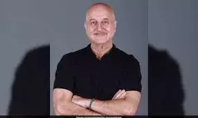 अनुपम खेर ने बताया, क्रिएटिविटी से आती है अनियमितता में व्यवस्था