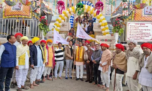 गौमाता राष्ट्र माता गौ प्रतिष्ठा आंदोलन के ध्वज की स्थापना