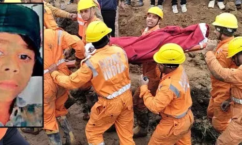 15 घंटे चले रेस्क्यू के बाद गुना में बोरवेल से बच्चे को बाहर निकाला… मौत की खबर मिलते ही हर आंख हुई नम