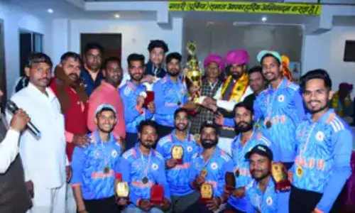 किक्रेट में मंदसौर ओर, वॉलीबॉल में किशनावतों की खेड़ी ने जीता खिताब किक्रेट में मंदसौर ओर, वॉलीबॉल में किशनावतों की खेड़ी ने जीता खिताब