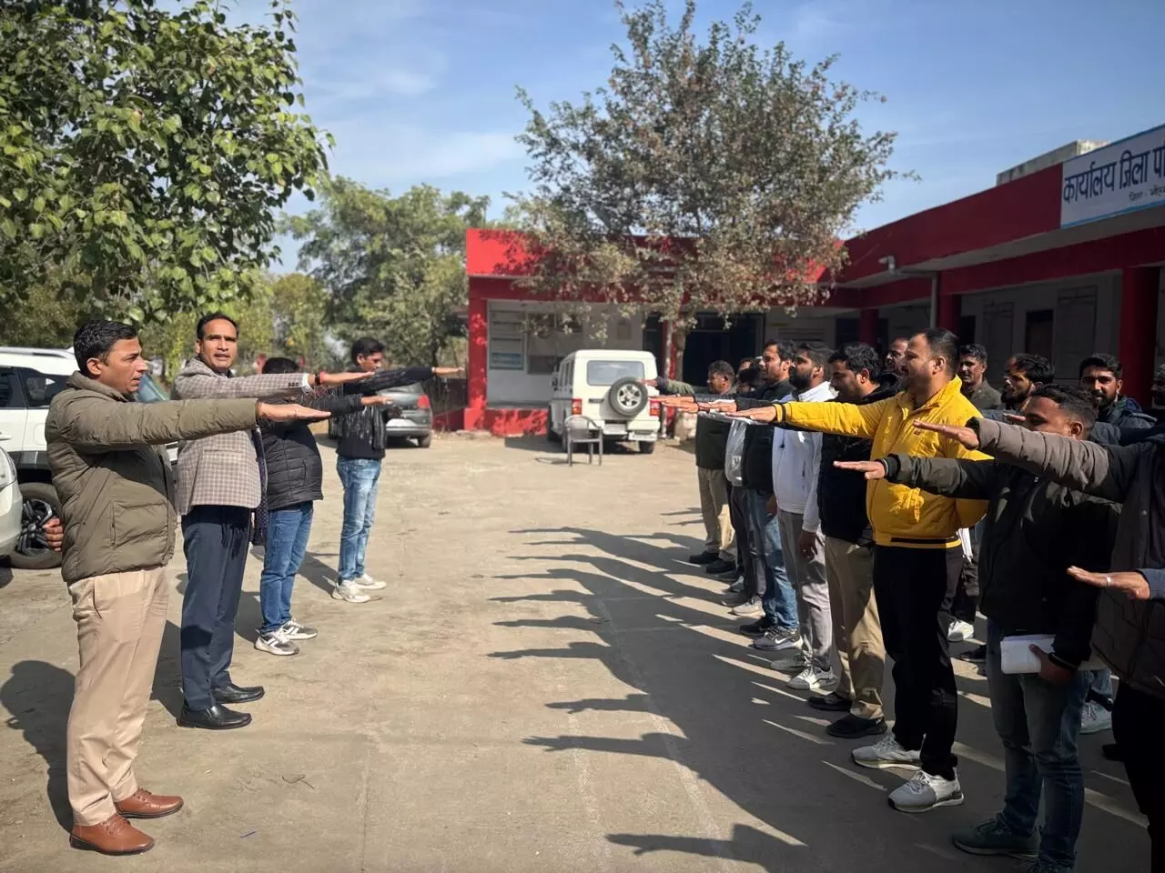 सड़क सुरक्षा माह 2025 का शुभारंभ, शपथ दिलाई सड़क सुरक्षा माह 2025 का शुभारंभ, शपथ दिलाई