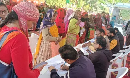 मिशन कुटुंब कवच’ के शिविरों में उमड़ी लोगों की भीड़, जीवन ज्योति बीमा योजना में आवेदन को लेकर दिख रहा उत्साह