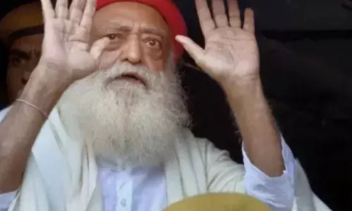 आसाराम की तबीयत बिगड़ी, जेल से लाया गया अस्पताल