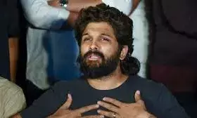 संध्या थिएटर में भगदड़ हादसे में घायल बच्चे से मिलने पहुंचे अल्लू अर्जुन, जाना हाल