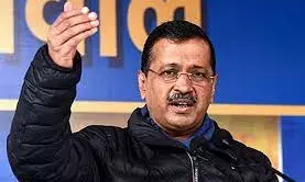 काम की राजनीति और गाली-गलौज की राजनीति के बीच होगा चुनाव: केजरीवाल