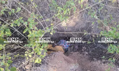 सिर कुचलकर युवक की हत्या, फैली सनसनी, नहीं हो पाई शव की पहचान