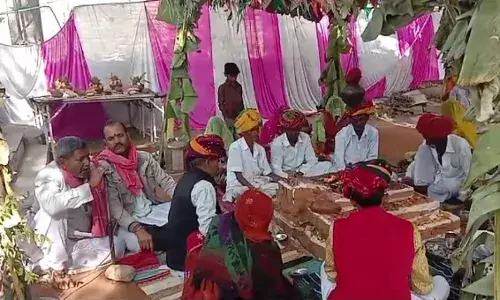 गेणोली में तेजाजी महाराज दशमी बन्धेज पूर्णिहुति पर 18 जोड़ों ने आहुतियां दी