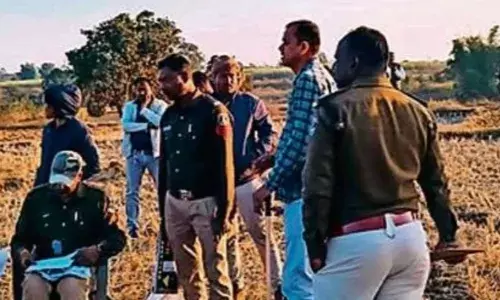 अब पत्रकार के मां, पिता और भाई का कत्ल