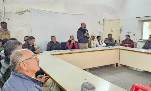 जनप्रतिनिधियों, अधिकारियों, महाराणा कुम्भा जन्मभूमि सेवा समिति पदाधिकारियों और सदस्यों की हुई बैठक