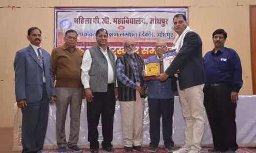 चित्तौड़गढ़ के डॉ सत्यवीर चौहान मरु रत्न पुरस्कार से हुए सम्मानित