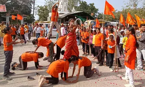 रामलला की प्राण प्रतिष्ठा का एक साल पूर्ण रायला में निकला भव्य जुलूस*