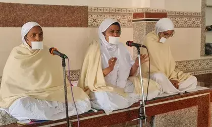 मधुर वाणी व्यक्ति के व्यक्तित्व में गरिमा लाती है: महासती डॉ.संयम लता मधुर वाणी व्यक्ति के व्यक्तित्व में गरिमा लाती है: महासती डॉ.संयम लता