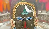 मस्तक पर चन्द्र और गले में रुद्राक्ष पहनकर सजे बाबा महाकाल, दर्शन कर भक्तों ने लिया पुण्य लाभ