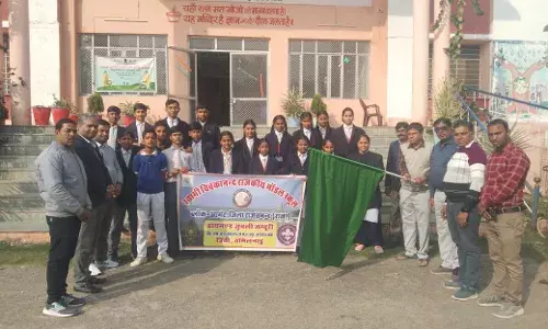 राष्ट्रीय डायमंड जुबली जंबूरी त्रिची तमिलनाडु के लिए मॉडल स्कूल आमेट से दो दल किये रवाना