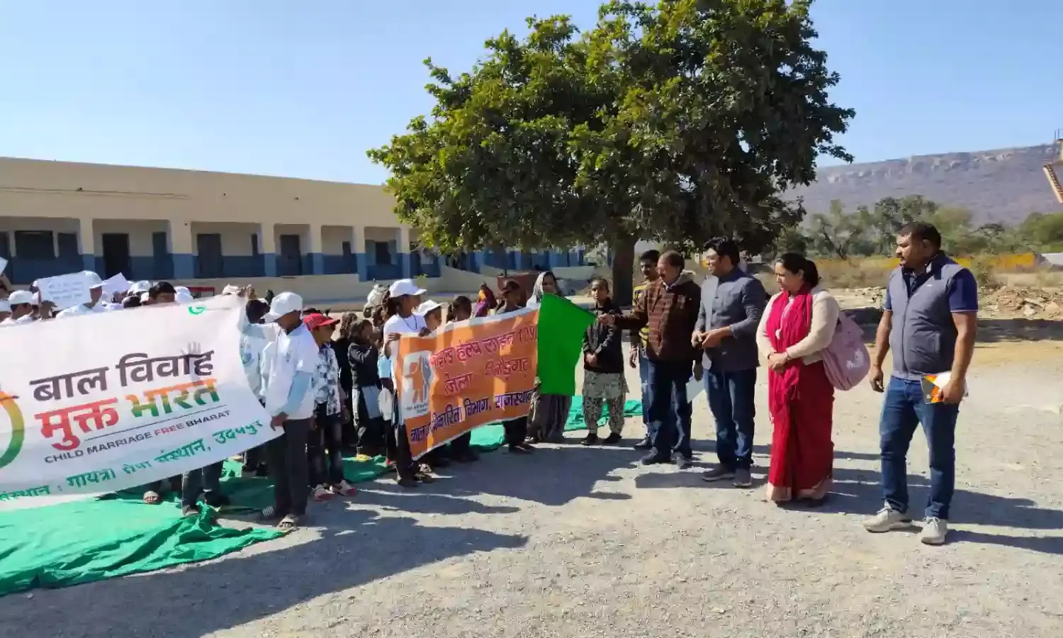 गोपाल नगर स्कूल के वार्षिक उत्सव कार्यक्रम मे बाल विवाह, बाल श्रम एवं नशे के दुष्परिणाम पर बच्चो एवं ग्राम वासियो को किया जागरूक